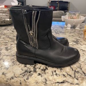 Torrid Black Ankle Books 11W